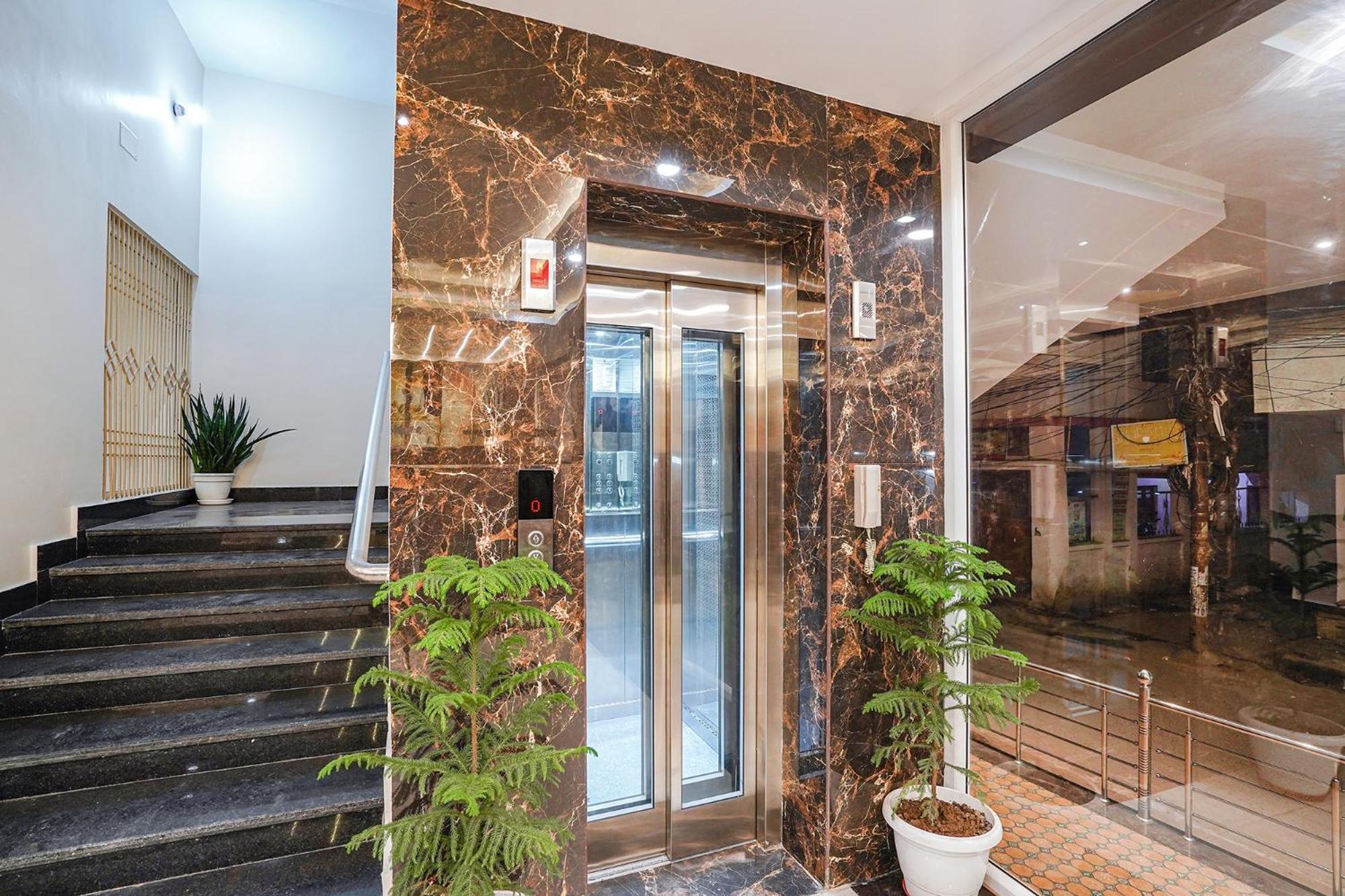 Fabhotel Nandini Grand Kakarmatha Exterior photo